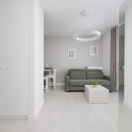 Chmielna Duo In The Centre Of Near Tower With Parking By Renters Appartamento