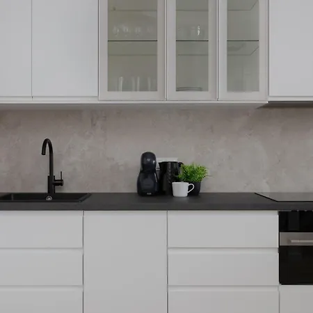 Chmielna Duo In The Centre Of Near Tower With Parking By Renters