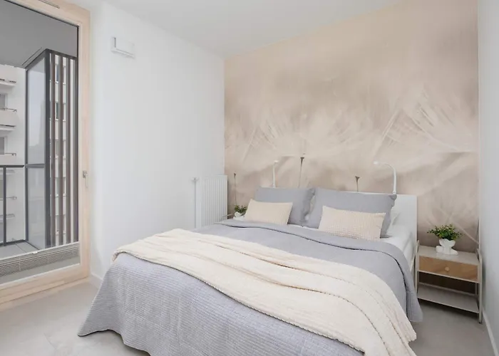 Chmielna Duo In The Centre Of Near Tower With Parking By Renters Apartament Warszawa