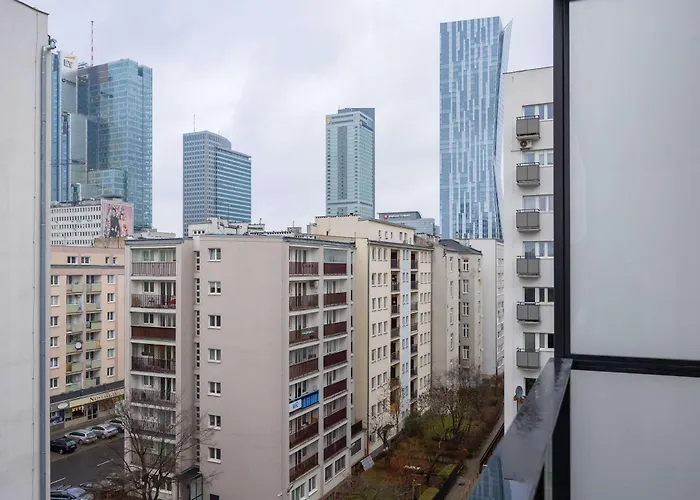 Chmielna Duo In The Centre Of Near Tower With Parking By Renters Apartament *