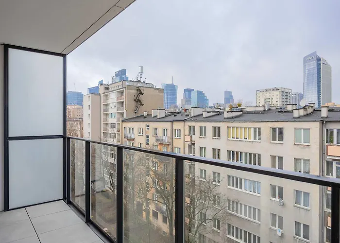 Chmielna Duo In The Centre Of Near Tower With Parking By Renters Warszawa