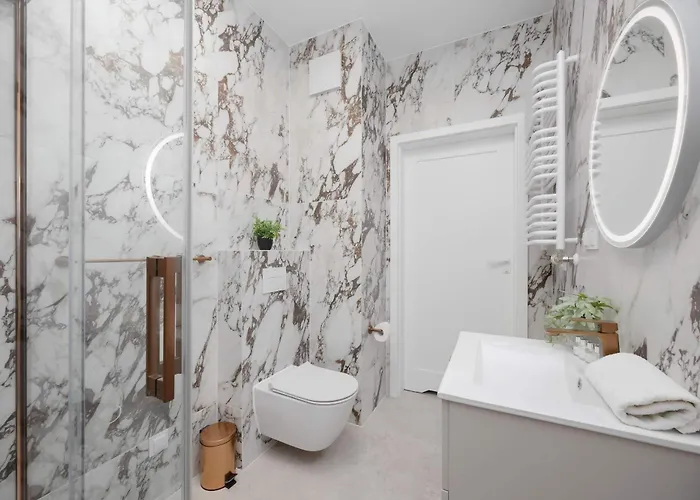 Apartament Chmielna Duo In The Centre Of Near Tower With Parking By Renters *