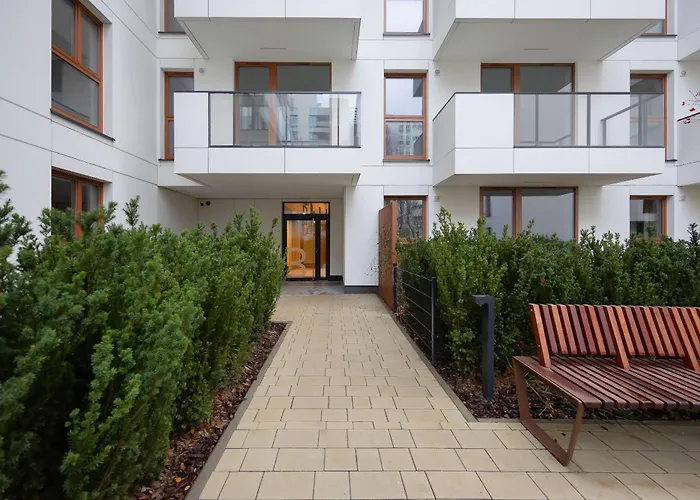 Chmielna Duo In The Centre Of Near Tower With Parking By Renters Apartament *