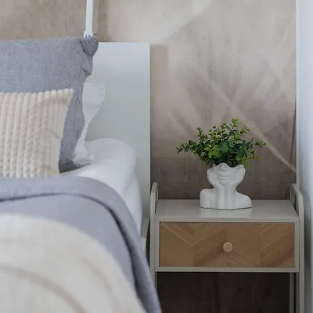 Daire Chmielna Duo In The Centre Of Near Tower With Parking By Renters *